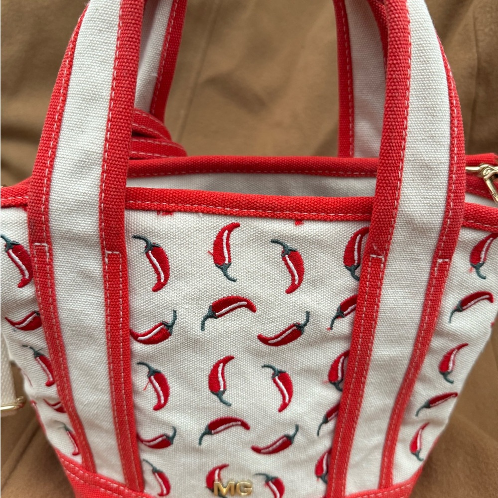 Madden Girl White clutch hot chili 🌶️ pepper bag with Fluffy Teddy Bear